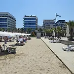 Bright Steps From The Shore * Qerret (Kavaje)