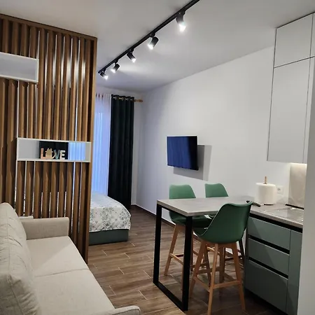 Bright Steps From The Shore Qerret (Kavaje)